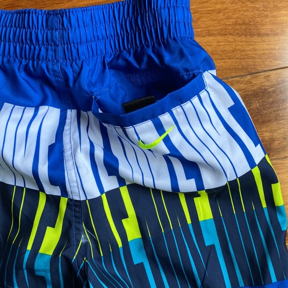 Boys Nike swim trunks - Picture 8 of 14